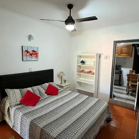 Patry'S Cottage Puerto Iguazu Exterior photo